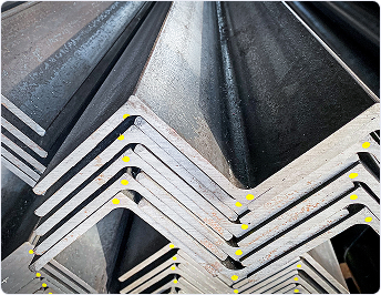 Cornières à ailes égales