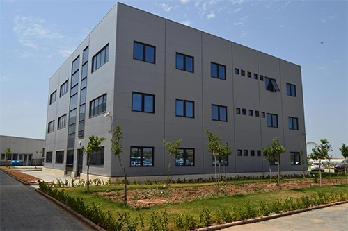 الهياكل المعدنية